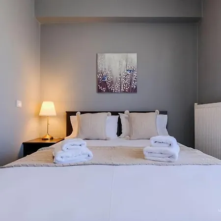 Apartment Early Bird 2-bdrm Apartment, Vesta Philoxenia