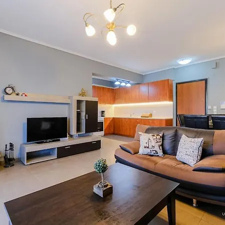 Early Bird 2-bdrm Apartment, Vesta Philoxenia *