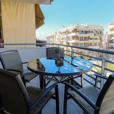 Early Bird 2-bdrm Apartment, Vesta Philoxenia Apartment *