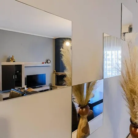 Διαμέρισμα Early Bird 2-bdrm Apartment, Vesta Philoxenia